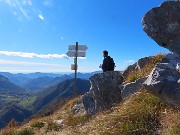 23 Al Passo dell'orso (1723 m) con vista sulla Val Serina